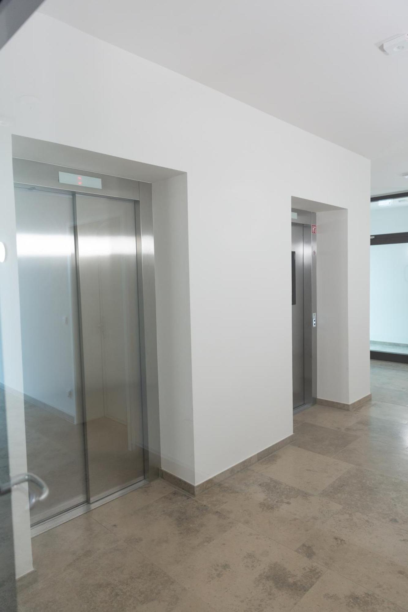 Cabana - Theview - Terrasse - Waterfront - Kostenloser Parkplatz - Wifi Oldenburg Exterior photo
